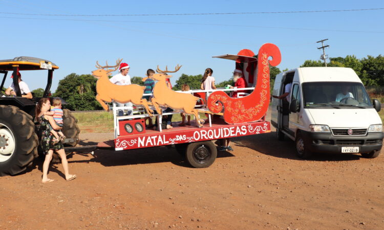 PAPAI NOEL SEGUE HOJE E NO FINAL DE SEMANA COM ENTREGA DE PRESENTES