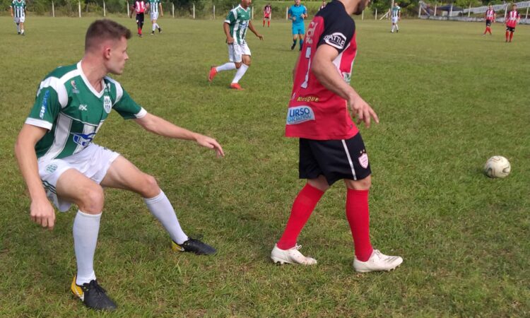 UNIÃO ENTRE OS QUATRO MELHORES DO CAMPEONATO A LIGA