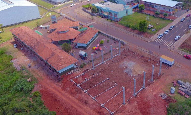 MAIS DE R$ 1,3 MILHÃO EM INVESTIMENTOS EM DUAS ESCOLAS