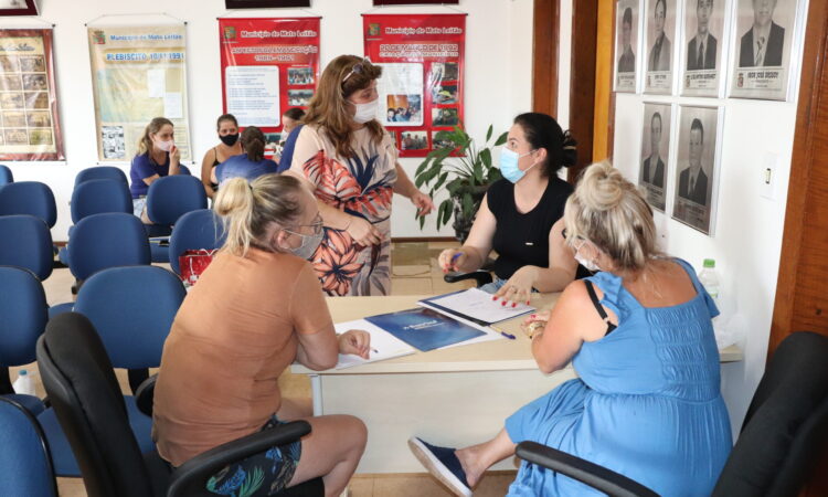 BOAS PRÁTICAS NA COZINHA DAS ESCOLAS É TEMA DE CURSO