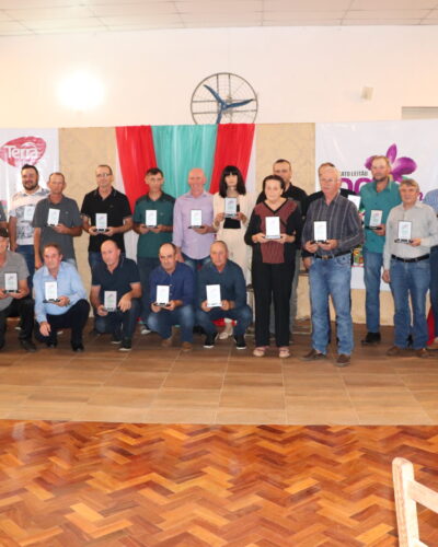 MATO LEITÃO 30 ANOS: EMPRESAS E AGRICULTORES HOMENAGEADOS