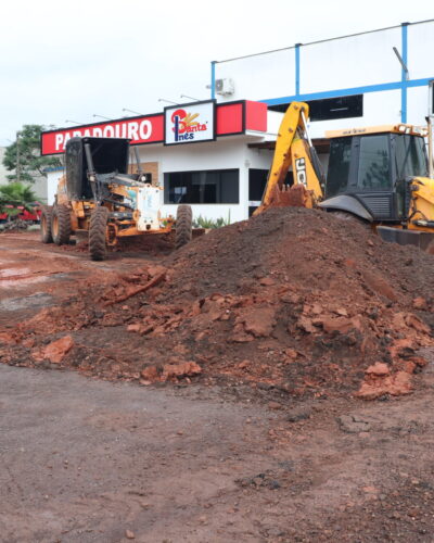 COM APOIO DA PREFEITURA, PARADOURO SANTA INÊS INICIA MELHORIAS