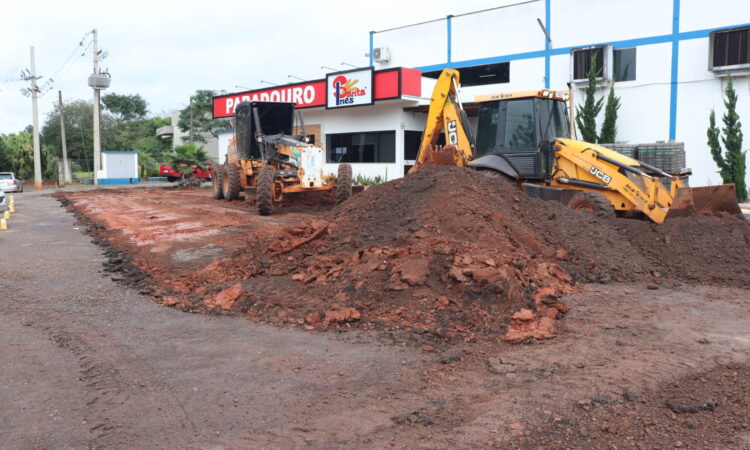 COM APOIO DA PREFEITURA, PARADOURO SANTA INÊS INICIA MELHORIAS