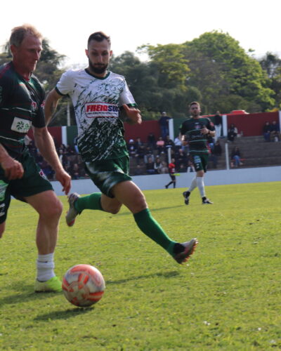 FLUMINENSE VENCE AS TRÊS PARTIDAS NO REGIONAL ASLIVATA