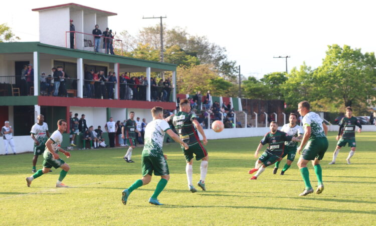 FLUMINENSE RECEBE O BOAVISTENSE NA MONTANHA, NESTE DOMINGO