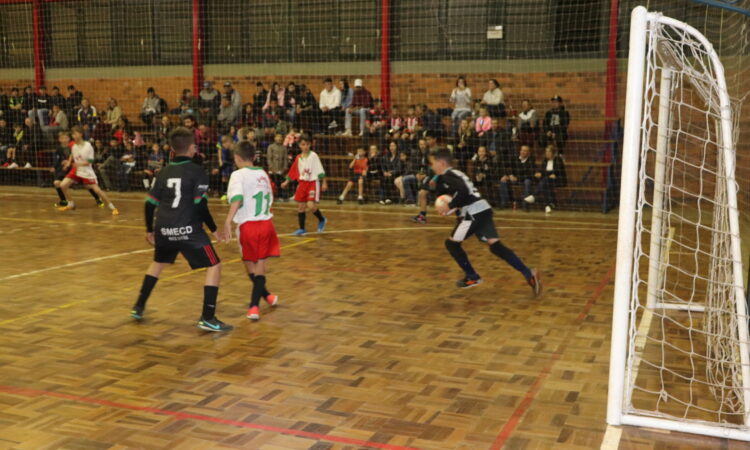 GINÁSIO TONHÃO SEDIOU RODADA DA COPINHA FUTSAL