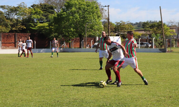 TRICOLOR BUSCA VAGA NAS SEMIFINAIS DO REGIONAL/VETERANO