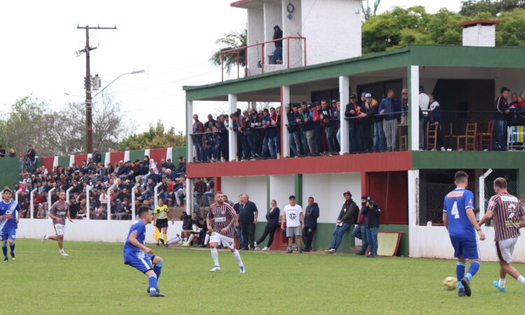 TRICOLOR FICA NO EMPATE E NÃO CONSEGUE CLASSIFICAÇÃO NO REGIONAL