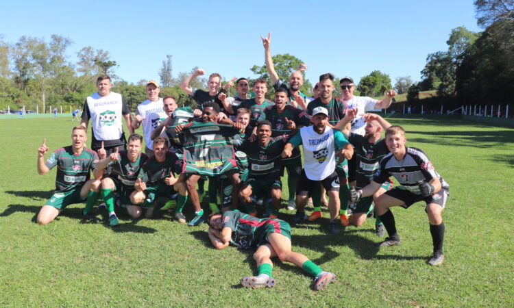 VITÓRIA HERÓICA DO TRICOLOR E VAGA NAS SEMIFINAIS DO REGIONAL