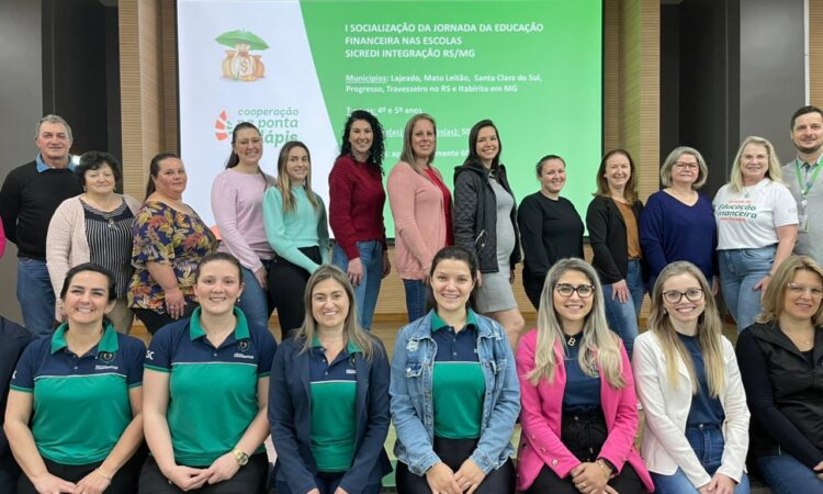ESCOLAS DO MUNICÍPIO NO SEMINÁRIO DE EDUCAÇÃO FINANCEIRA
