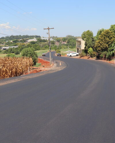 OBRA DE ASFALTO NA ESTRADA ARROIO BONITO CONCLUÍDA