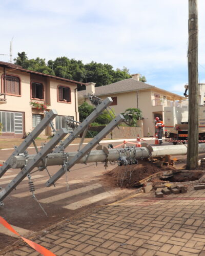 MELHORIAS NA REDE ELÉTRICA NO CENTRO DE MATO LEITÃO