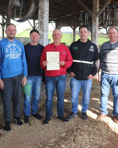 PROPRIEDADE LIVRE DE TUBERCULOSE BOVINA EM SAMPAIO