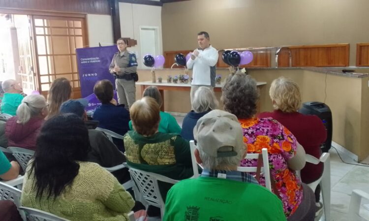PALESTRA PARA IDOSOS NO JUNHO VIOLETA
