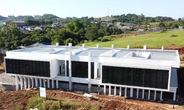 CENTRO ADMINISTRATIVO: PROJETO PARA COMPRA DO MOBILIÁRIO