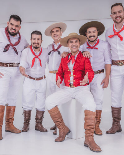 BANDA TCHÊ GURI NA ABERTURA DO NATAL DAS ORQUÍDEAS