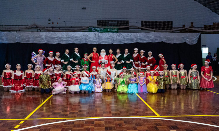 SHOW DE PATINAÇÃO NO NATAL DAS ORQUÍDEAS