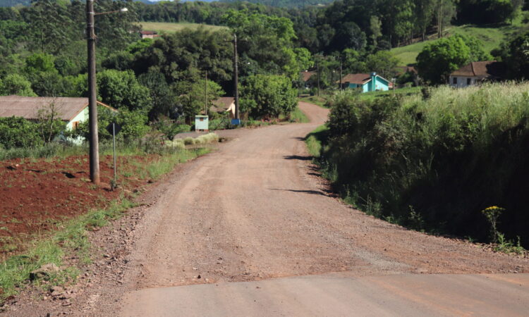 CRÉDITO NO ORÇAMENTO PARA TRÊS OBRAS DE ASFALTO