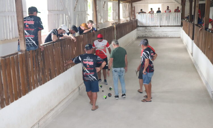 MUNICIPAL DE BOCHA DEFINE CONFRONTOS DO MATA-MATA