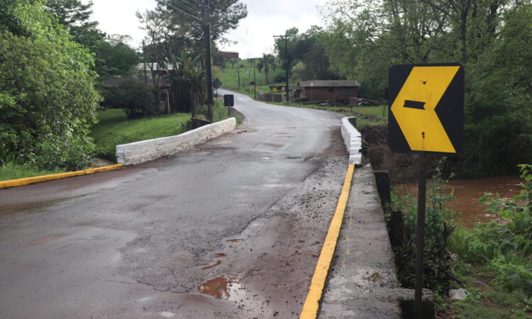 PREFEITURA BUSCA RECURSOS PARA CONSTRUÇÃO DE DUAS PONTES