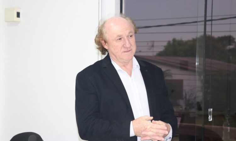 PAVIMENTAÇÃO ASFÁLTICA NAS PRIORIDADES DA ADMINISTRAÇÃO