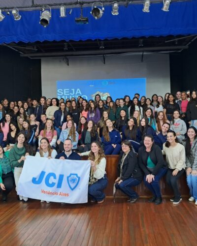 ESTUDANTES NO PROJETO ORATÓRIA NAS ESCOLAS 2025