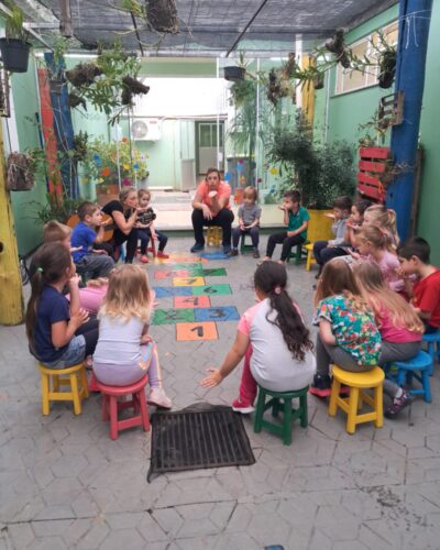 ESCOLA VÓ OLGA PROMOVE DIVERSAS OFICINAS