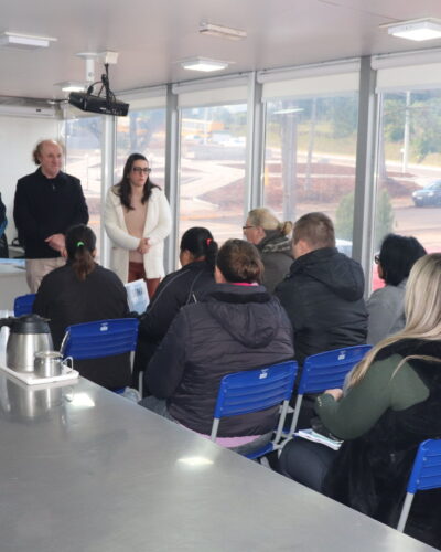 CURSO DE QUALIFICAÇÃO ‘ARTE DE COZINHAR’ COM 15 ALUNOS