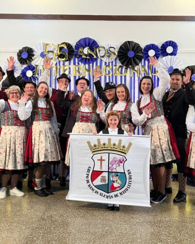 GRUPO DE DANÇAS EM NOVA PETRÓPOLIS