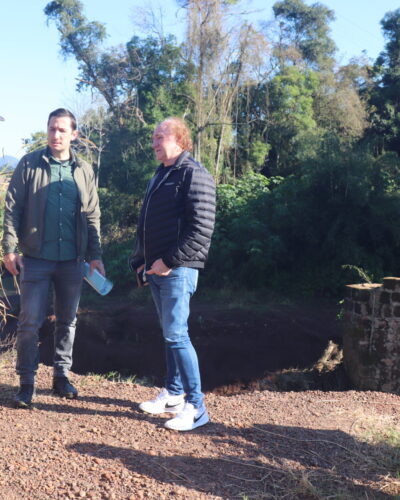 EMPRESA FAZ VISTORIA NO LOCAL DA ‘PONTE DE FERRO’