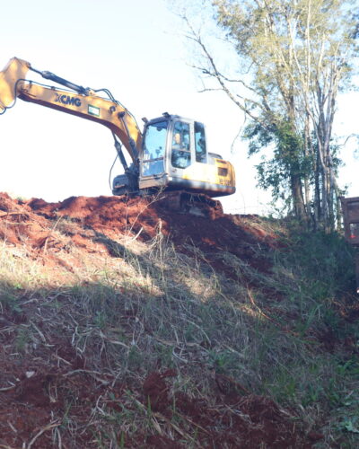 PREFEITURA PREPARA ÁREA PARA O AVANÇAR ESPORTES
