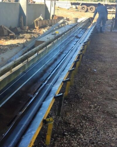EMPRESA TRABALHA NA ESTRUTURA DA ‘PONTE DE FERRO’