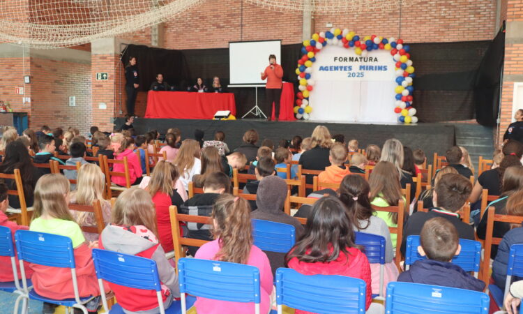 ALUNOS DA IRENO BOHN RECEBEM DIPLOMA DE AGENTE MIRIM