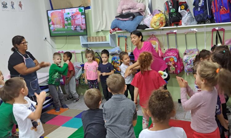 OFICINA DE DANÇAS NA 4ª FEIRA DA SAÚDE