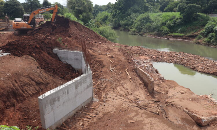APOIO NA RECONSTRUÇÃO DA PONTE ‘PASSO FUNDO’