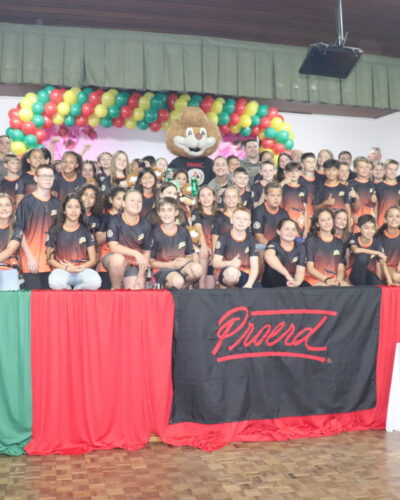 PROERD FORMA ALUNOS DO 5º ANO DE TRÊS ESCOLAS