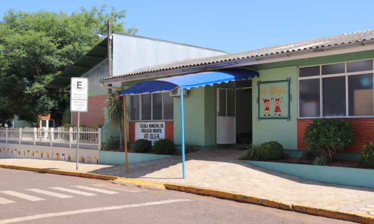 ATENDIMENTO PARCIAL NA ESCOLA VÓ OLGA