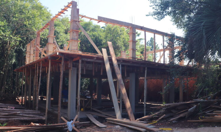 ESPAÇO CULTURAL COM 35% DA OBRA EXECUTADA