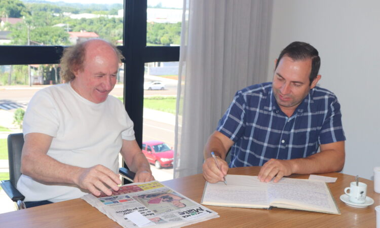 LUCIANO VARGAS ASSUME COMANDO DO EXECUTIVO