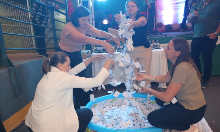 GANHADORES DO NATAL PREMIADO