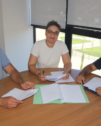 PREFEITURA E EMATER NO PROJETO DE CONSTRUÇÃO DE CISTERNAS