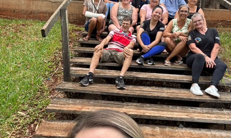 INTEGRAÇÃO DO GRUPO TERAPÊUTICO ACOLHIDA