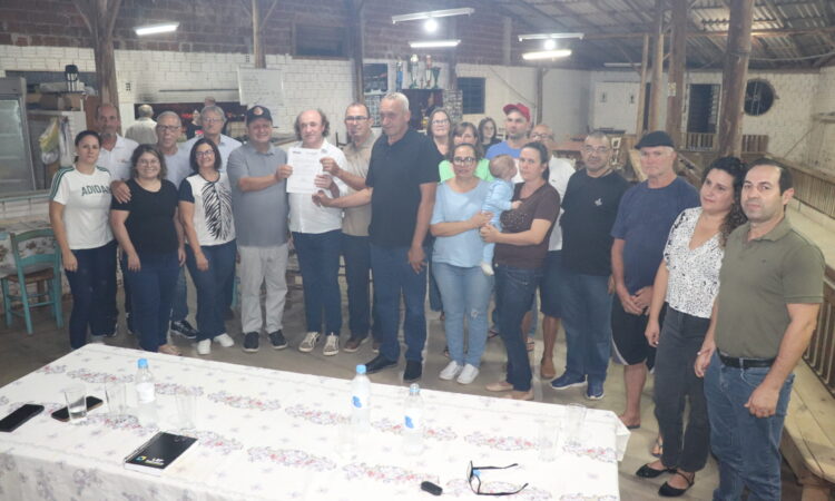 MUNICÍPIO RECEBERÁ ROLO COMPACTADOR. INDICAÇÃO É DO DEPUTADO ALCEU MOREIRA