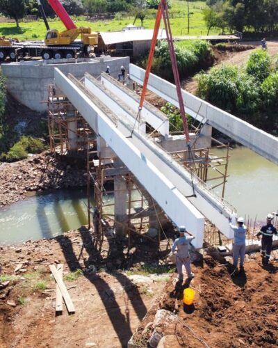 VIGAS DA NOVA PONTE ‘PASSO FUNDO’ SÃO INSTALADAS
