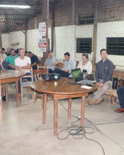 PRODUTIVIDADE NA CULTURA DE MILHO TEMA DE PALESTRA TÉCNICA