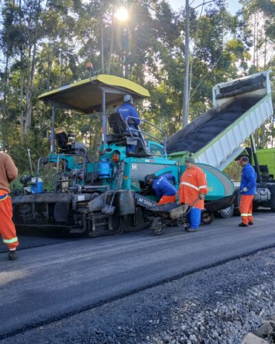 ASFALTO NA ESTRADA GERAL DE SAMPAIO