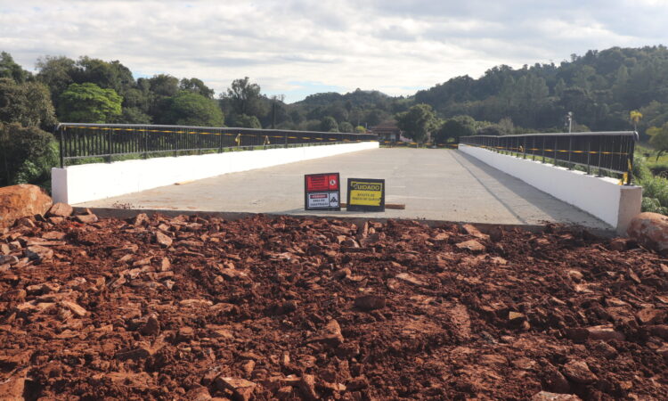 PREFEITURA FINALIZA ACESSO PARA A PONTE ‘PASSO FUNDO’
