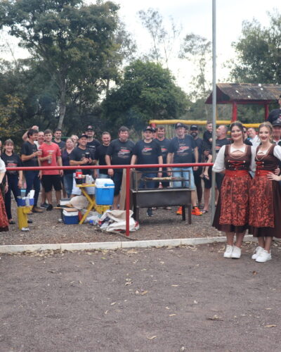 MAIS DE 35 VEÍCULOS ANTIGOS NA FESTA DO COLONO IMIGRANTE