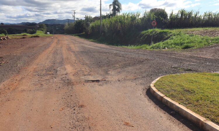 CRÉDITO DE R$ 1,1 MILHÃO NO ASFALTO DA HILLESHEIM