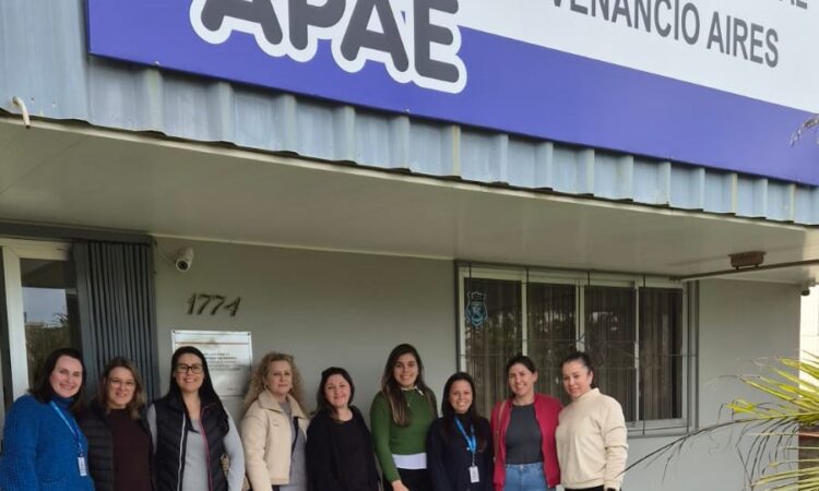 VISITA À APAE FORTALECE ARTICULAÇÃO EM TORNO DA EDUCAÇÃO ESPECIAL